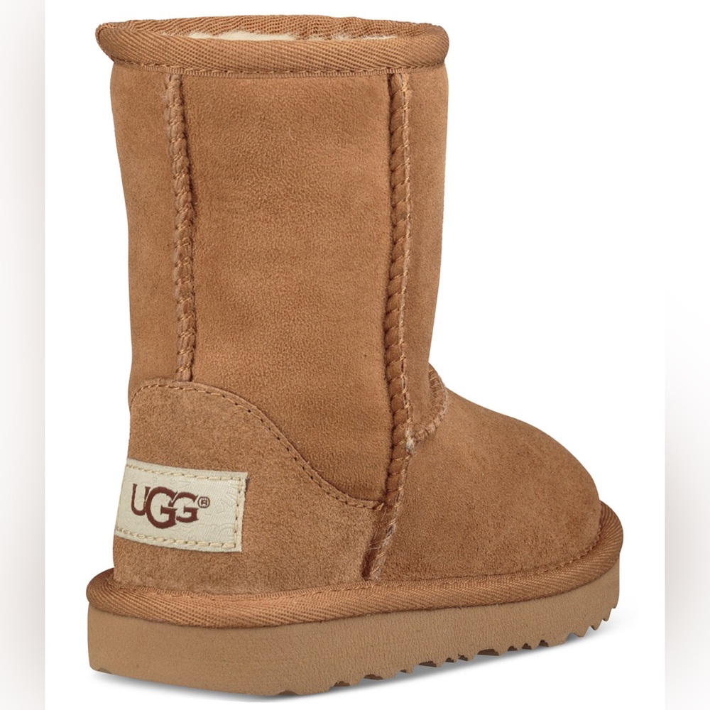 UGG Toddler's Classic II Chestnut- Tan/ Size 8
